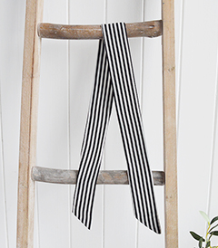 The White Lighthouse Furniture new England Lifestyle for Country and Coastal Living - Black White striped scarf