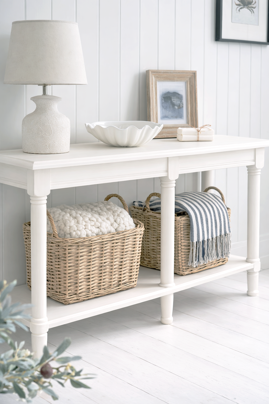 This classic hallway console table features elegant turned legs and a practical lower shelf.
Perfect for coastal beachhouse  interiors, neutral living rooms and relaxed modern country homes.