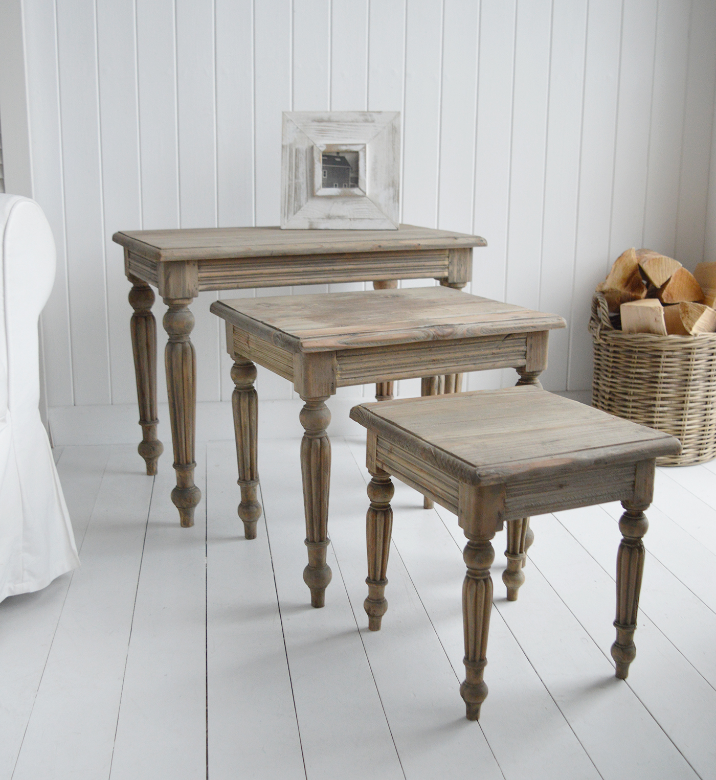 Amity Reclaimed Pine set of 3 nesting tables