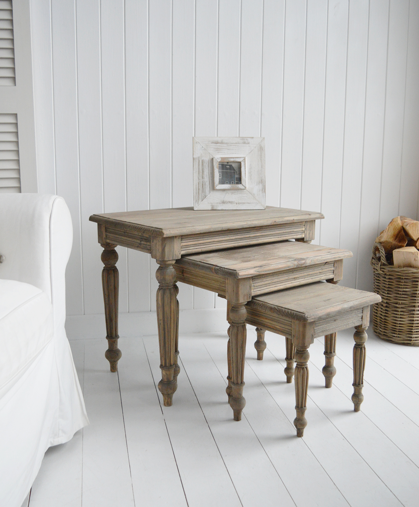 Amity Reclaimed Pine set of 3 nesting tables