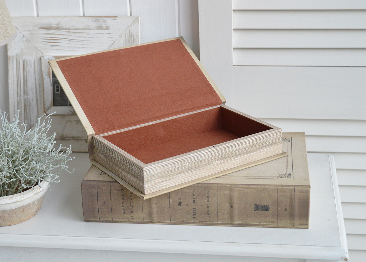 Vintaged Caswell Decorative coffee table books for New England, Country, beach house, modern farmhouse and coastal homes interior decor. Chic Hamptons style house interiors
