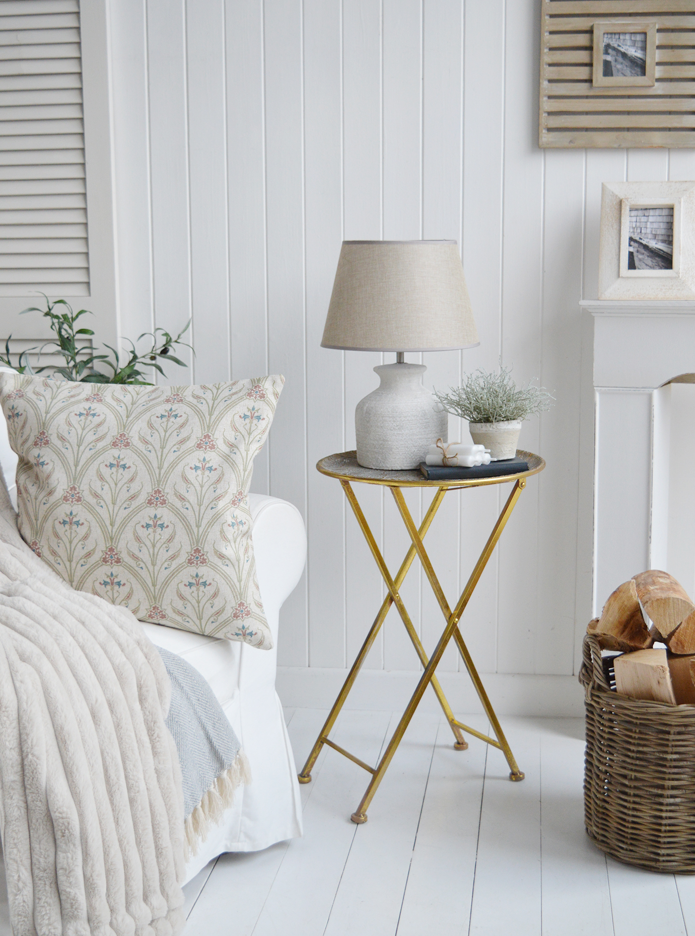 Hamptons lamp table cheap