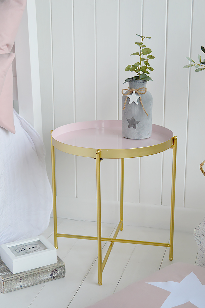 As home to Harvard University and its cafe culture, we have designed our Cambridge table to appeal to the slightly more Bohemain edge of the typical New England style.  A very simple, but striking table in pink and gold that is ideal as a lamp table in the living room or bedside t able in the bedroom