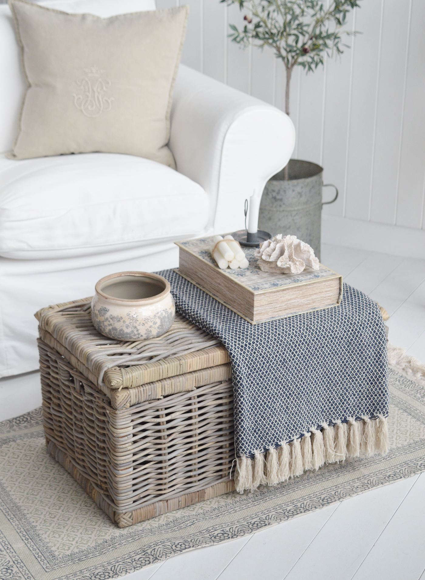 Seaside Coffee table trunk willow - Coastal Coffee Table