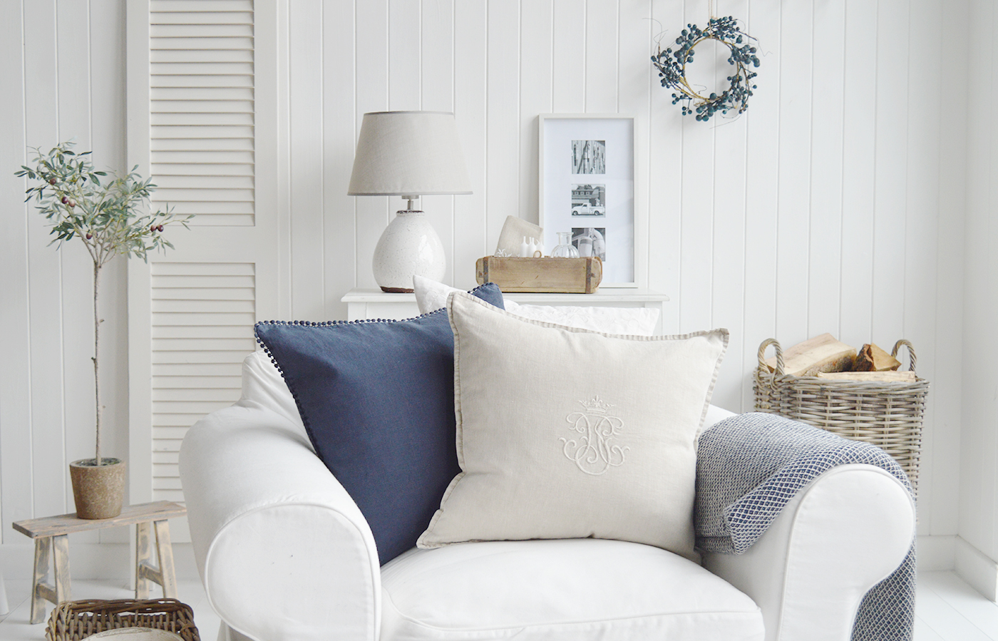 New England country and coastal furniture and home decor for the living room