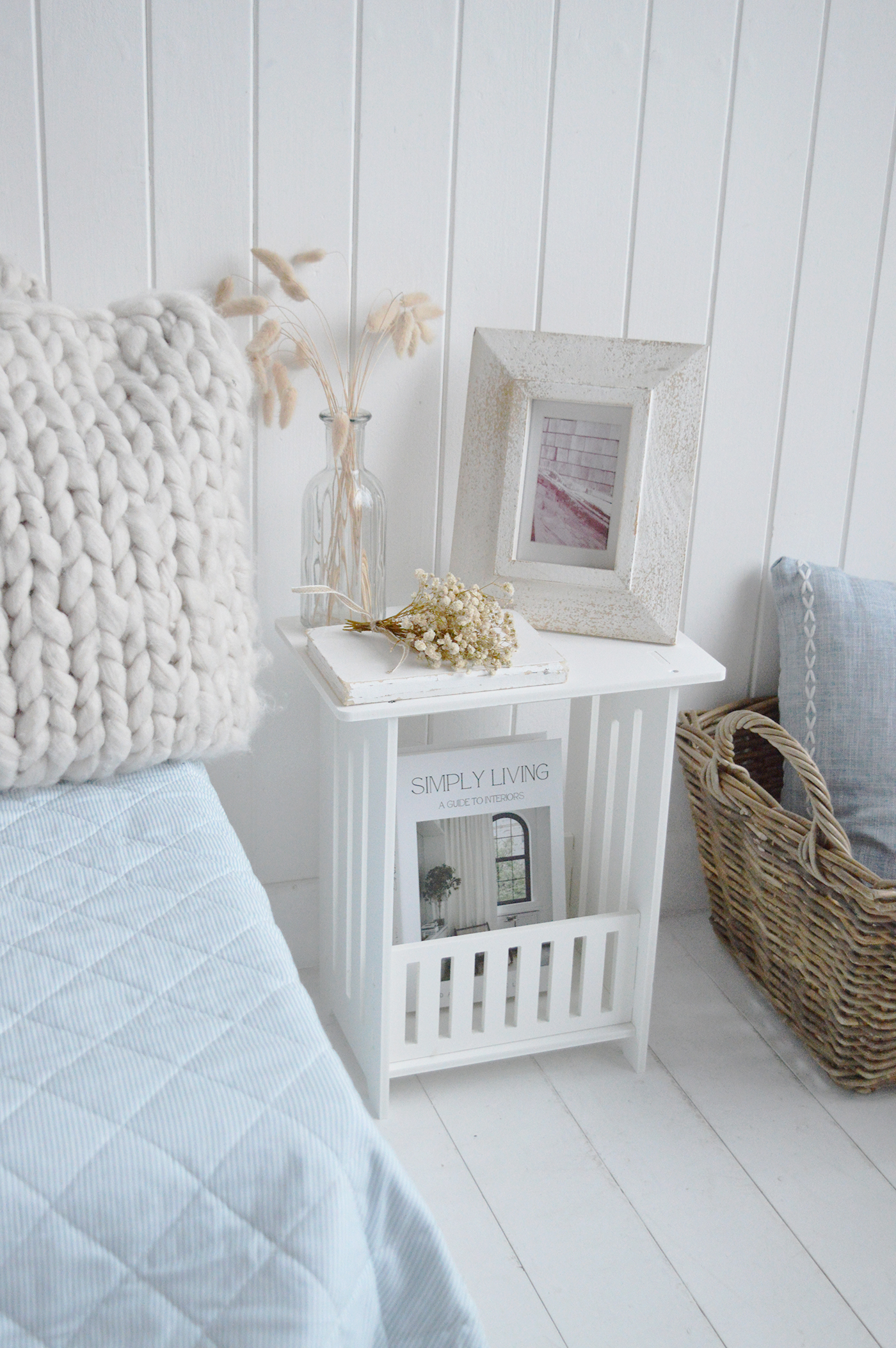 Designed to complement neutral interiors, the Hatherley bedside brings understated coastal charm to any bedroom.
