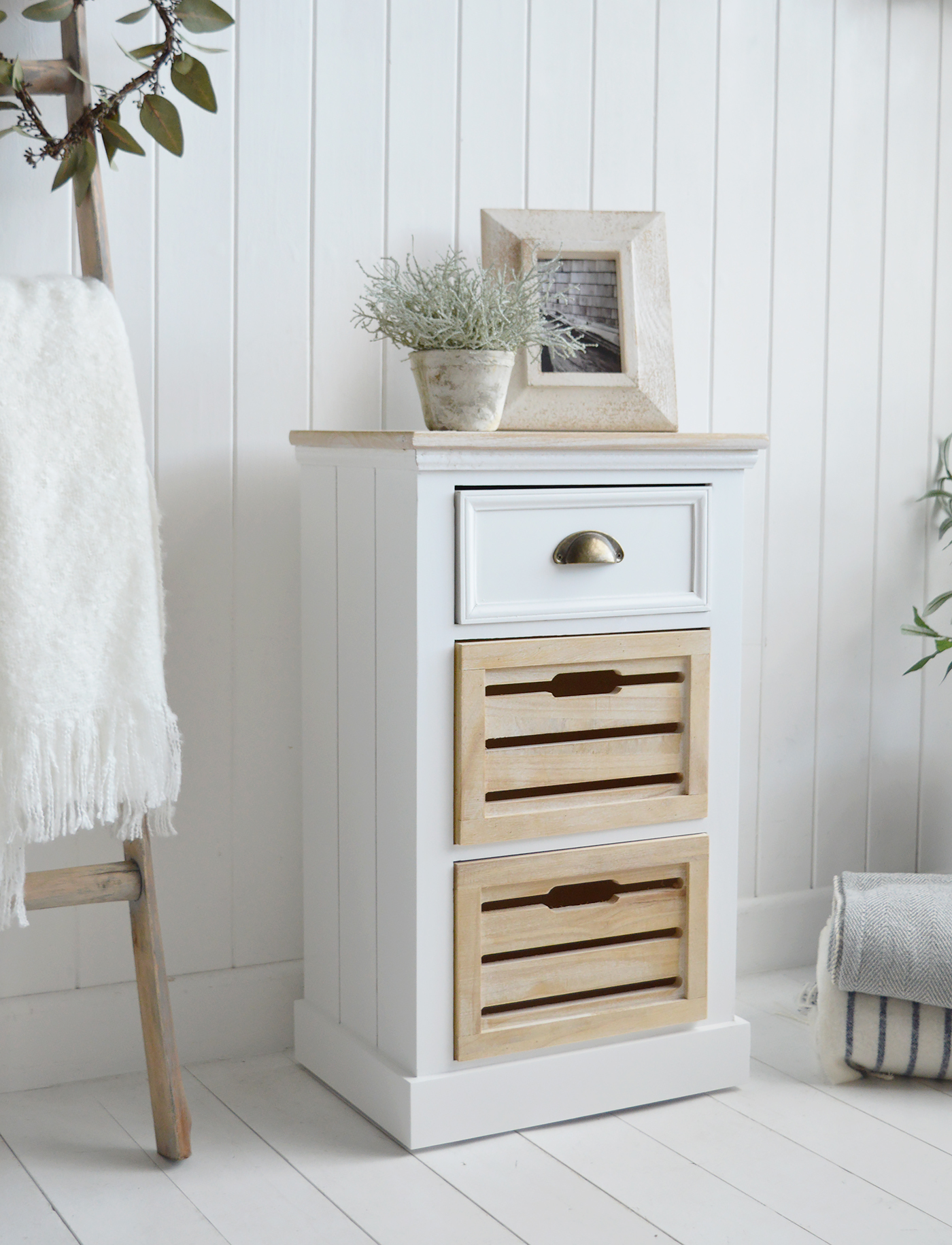 In calming neutral tones, the Southport cabinet with the 3 drawers is perfect in a coastal or country setting