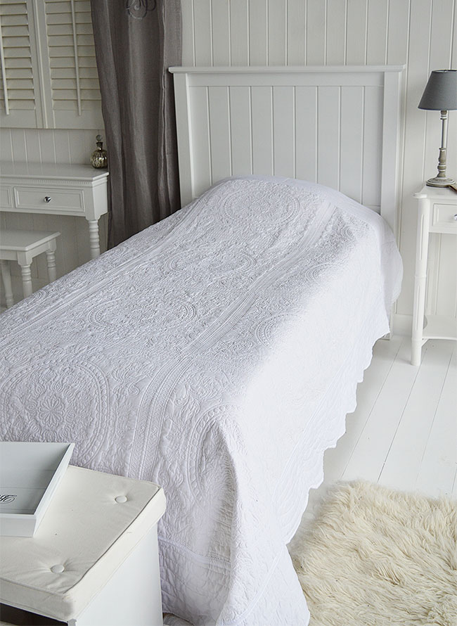 White single double quilt